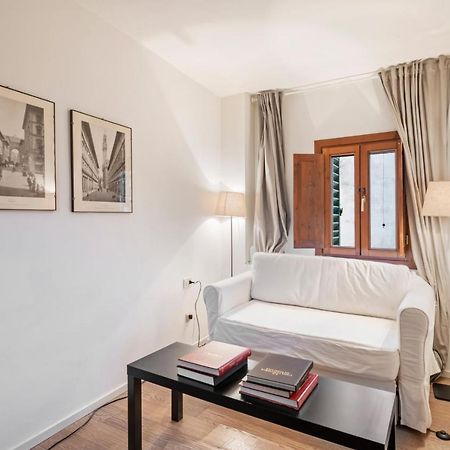 Palazzo Pitti & Boboli Comfortable Apartment Флоренция Экстерьер фото