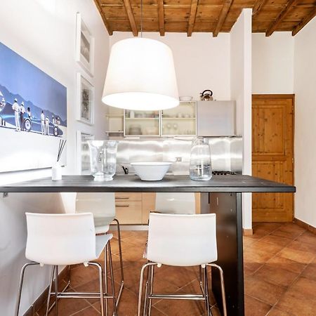 Palazzo Pitti & Boboli Comfortable Apartment Флоренция Экстерьер фото