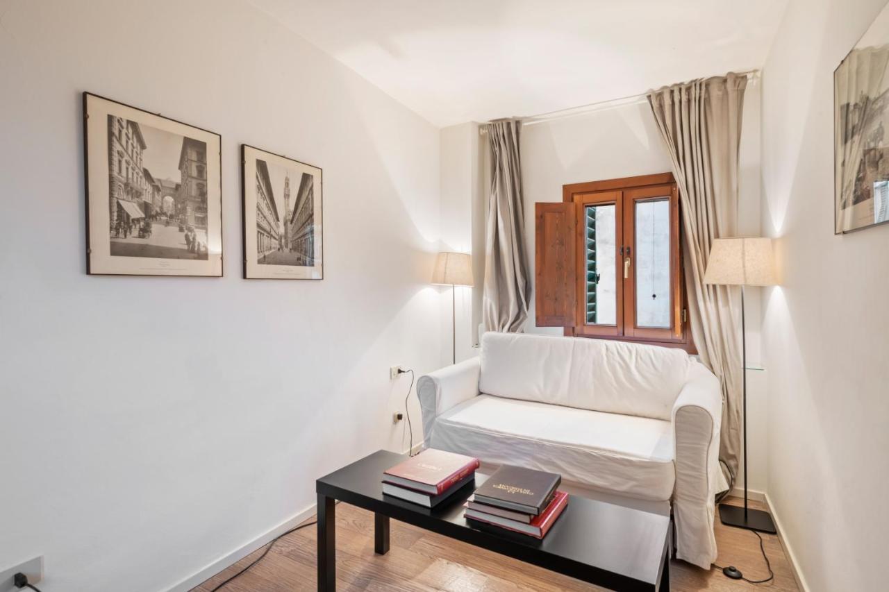 Palazzo Pitti & Boboli Comfortable Apartment Флоренция Экстерьер фото