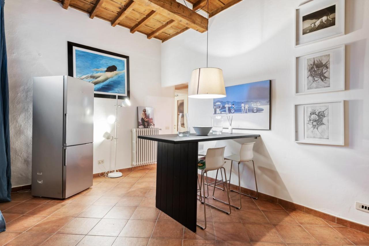 Palazzo Pitti & Boboli Comfortable Apartment Флоренция Экстерьер фото