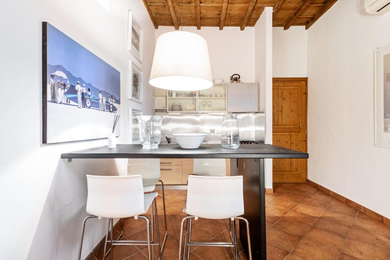 Palazzo Pitti & Boboli Comfortable Apartment Флоренция Экстерьер фото