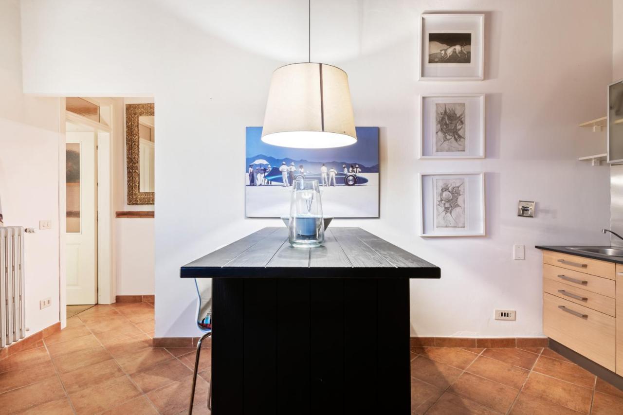 Palazzo Pitti & Boboli Comfortable Apartment Флоренция Экстерьер фото